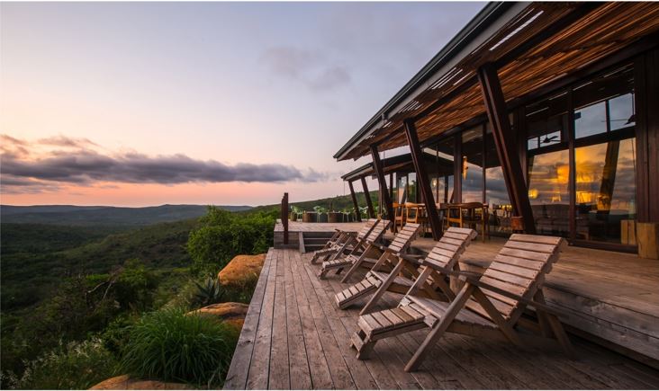 Rhino Ridge Safari Lodge