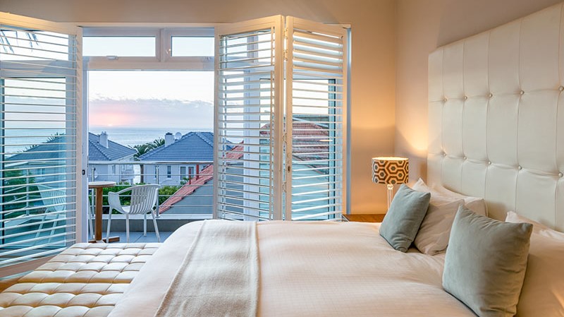 Camps-Bay-Retreat-villa-5-room-18-bedroom-angle-3-dusk