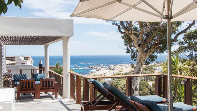 camps-bay-retreat-suite-16-balcony-view