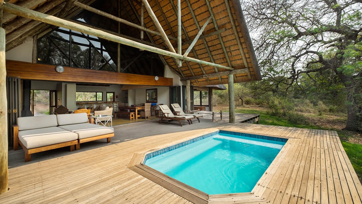 Rhino River Lodge (10)