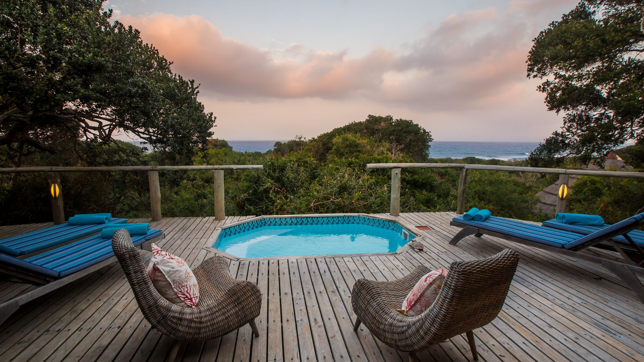 Thonga Beach Lodge Deluxe Ocena View Deck