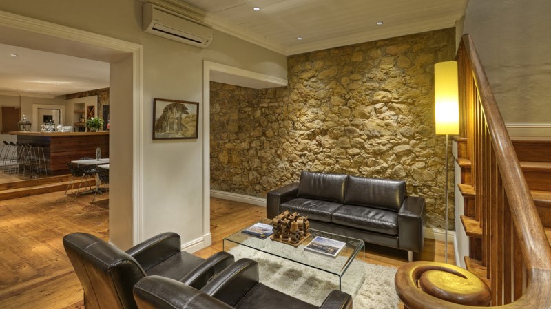 Three Boutique Hotel_ Lounge